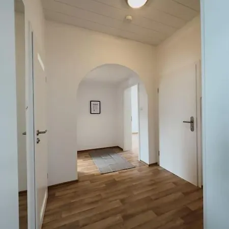 Appartement Geraeumige 3-schlafzimmer-wohnung In Nahe Uni Koblenz (Rhineland-Palatinate)